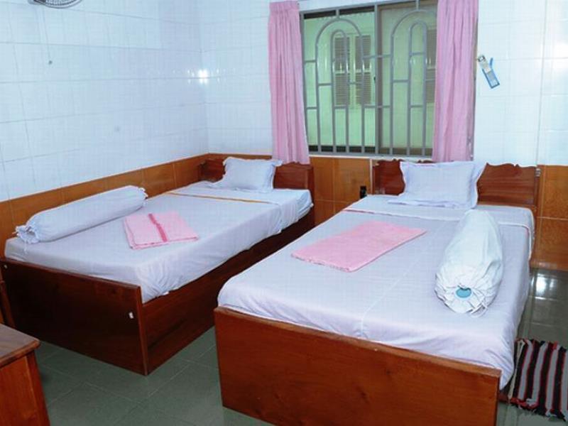 Chhaya Guest House Battambang Exterior photo