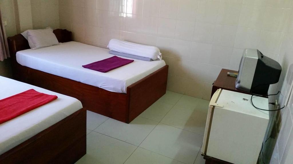 Chhaya Guest House Battambang Exterior photo