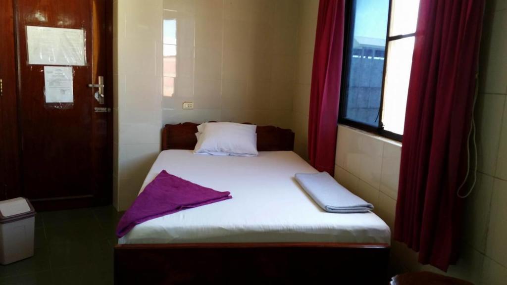 Chhaya Guest House Battambang Exterior photo